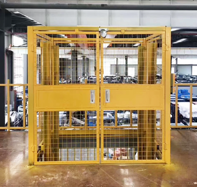 江西智能导轨式升降机亮相