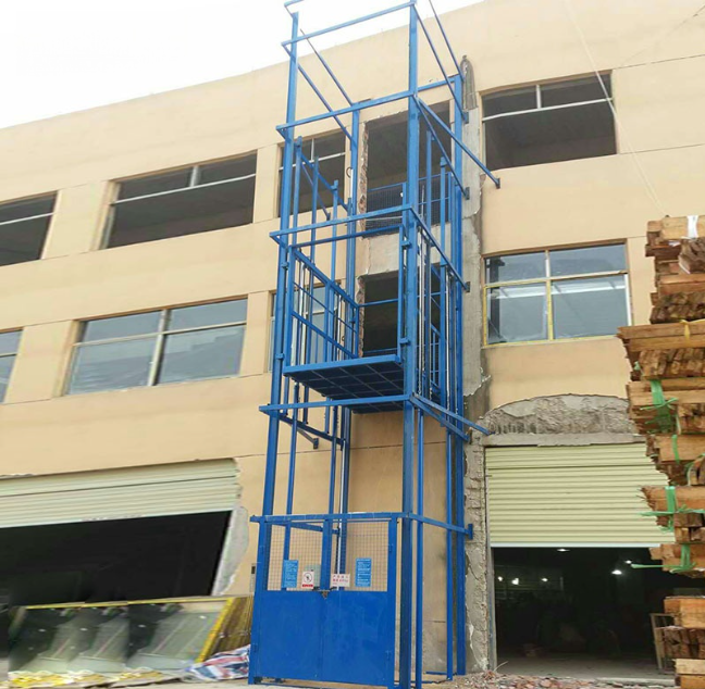 江西建材厂室外物料提升